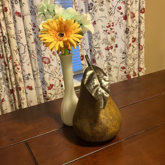 Large Rustic Decorative Pear 🍐 - Picture 12 of 12